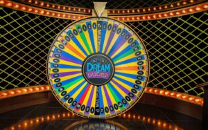 Game Show Dream Catcher với vòng quay bánh xe may mắn